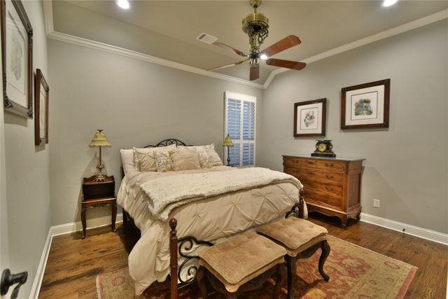 9403 King Air Drive, Granbury, TX 76049