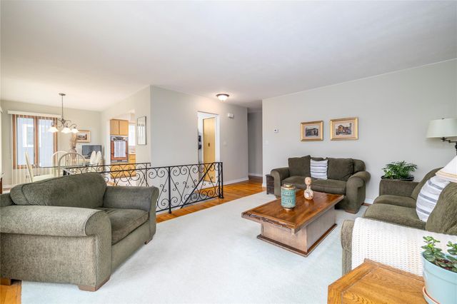 465 Nassau Avenue, Freeport, NY 11520