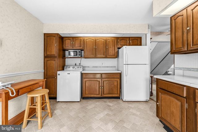 306 CLIFTON AVE, Arnold, MD 21012