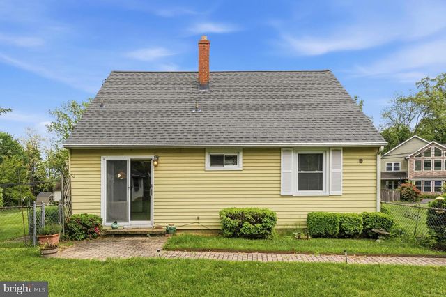 306 CLIFTON AVE, Arnold, MD 21012