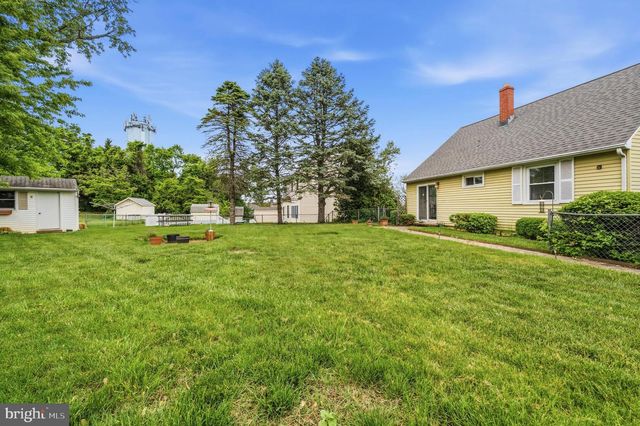 306 CLIFTON AVE, Arnold, MD 21012