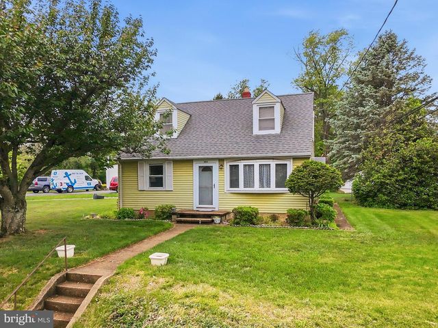 306 CLIFTON AVE, Arnold, MD 21012