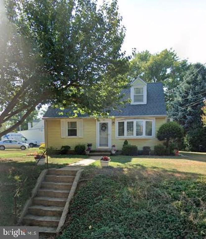 306 CLIFTON AVE, Arnold, MD 21012