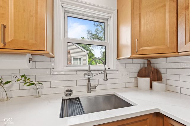 2626 Northview Avenue, Indianapolis, IN 46220