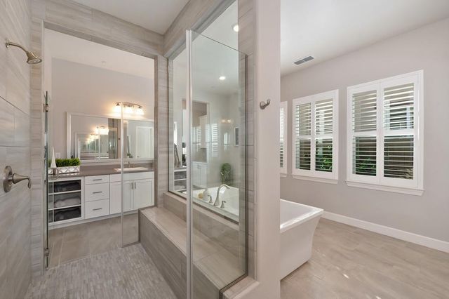 1067 Hogarth Way, El Dorado Hills, CA 95762