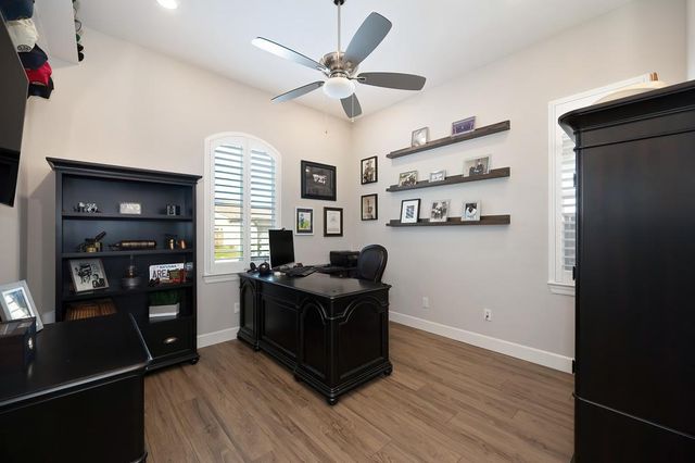 1067 Hogarth Way, El Dorado Hills, CA 95762