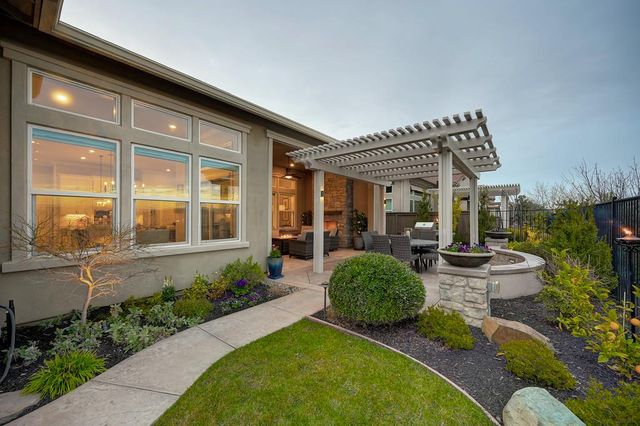 1067 Hogarth Way, El Dorado Hills, CA 95762