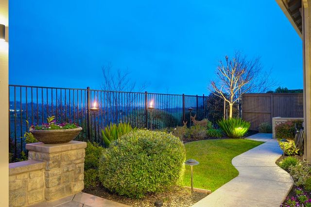 1067 Hogarth Way, El Dorado Hills, CA 95762