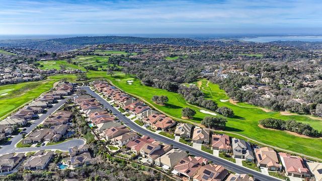 1067 Hogarth Way, El Dorado Hills, CA 95762