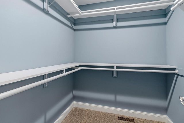 3001 Graydon AVENUE, East Troy, WI 53120