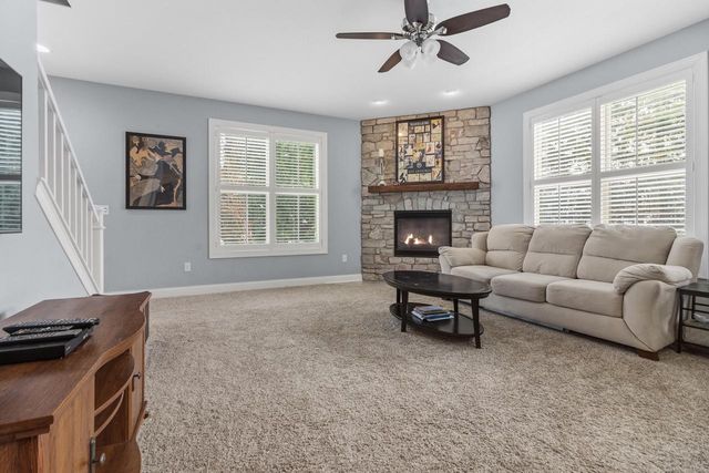 3001 Graydon AVENUE, East Troy, WI 53120