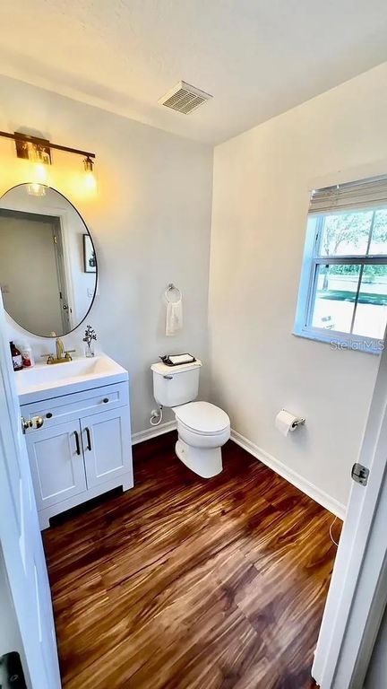 Image 16 of property listing at 12621 TANJA KING BOULEVARD, Orlando, FL 32828