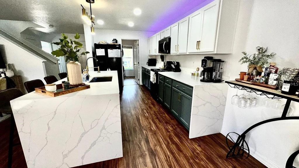 Image 18 of property listing at 12621 TANJA KING BOULEVARD, Orlando, FL 32828