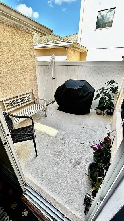 Image 3 of property listing at 12621 TANJA KING BOULEVARD, Orlando, FL 32828