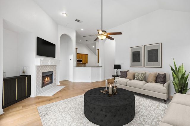 597 Southridge Way, Irving, TX 75063