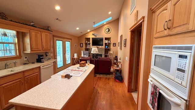 2356 Robin Hood Trail, Hiawassee, GA 30546