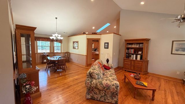 2356 Robin Hood Trail, Hiawassee, GA 30546