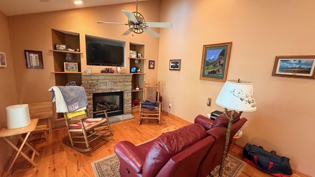 2356 Robin Hood Trail, Hiawassee, GA 30546