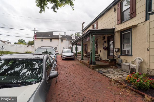 3 TRENTON RD, Langhorne, PA 19047