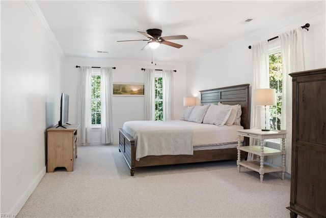 109 Spinnaker Run CT, Smithfield, VA 23430