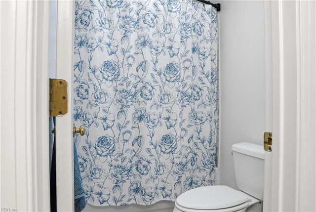 109 Spinnaker Run CT, Smithfield, VA 23430