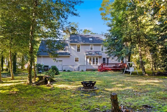 109 Spinnaker Run CT, Smithfield, VA 23430