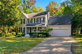 109 Spinnaker Run CT, Smithfield, VA 23430