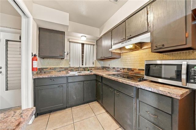 401 Penn RD W, Lehigh Acres, FL 33936