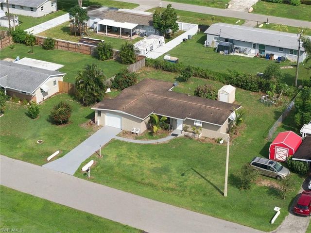 401 Penn RD W, Lehigh Acres, FL 33936