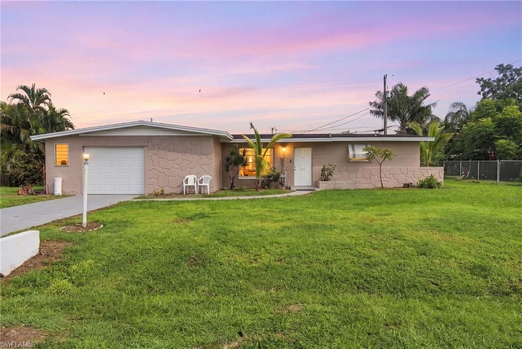 401 Penn RD W, Lehigh Acres, FL 33936