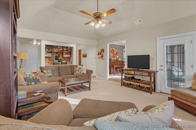 308 S Taft Avenue, Wagoner, OK 74477