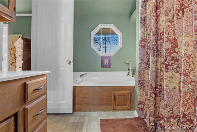 308 S Taft Avenue, Wagoner, OK 74477