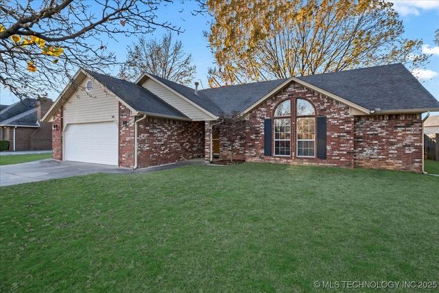 308 S Taft Avenue, Wagoner, OK 74477