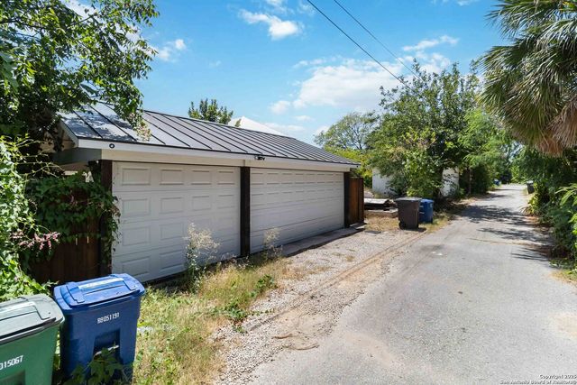 935 W Craig, San Antonio, TX 78201