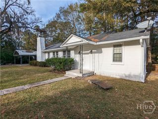 30 Varnedoe Avenue, Savannah, GA 31408