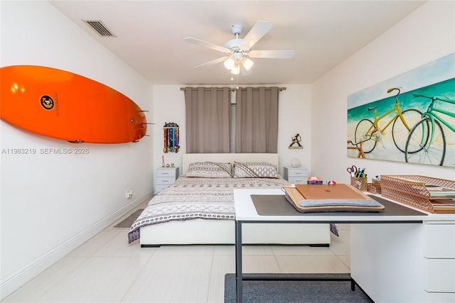370 SE 2nd Avenue G3, Deerfield Beach, FL 33441