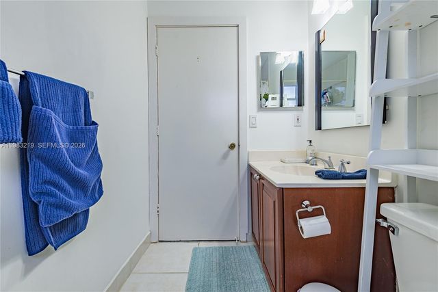 370 SE 2nd Avenue G3, Deerfield Beach, FL 33441