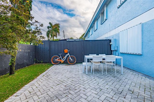370 SE 2nd Avenue G3, Deerfield Beach, FL 33441