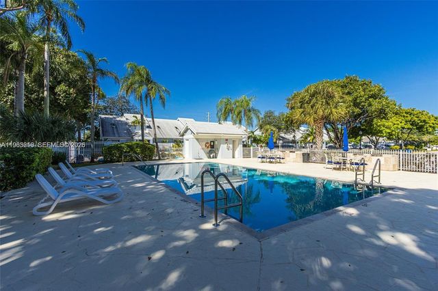 370 SE 2nd Avenue G3, Deerfield Beach, FL 33441