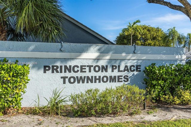 370 SE 2nd Avenue G3, Deerfield Beach, FL 33441