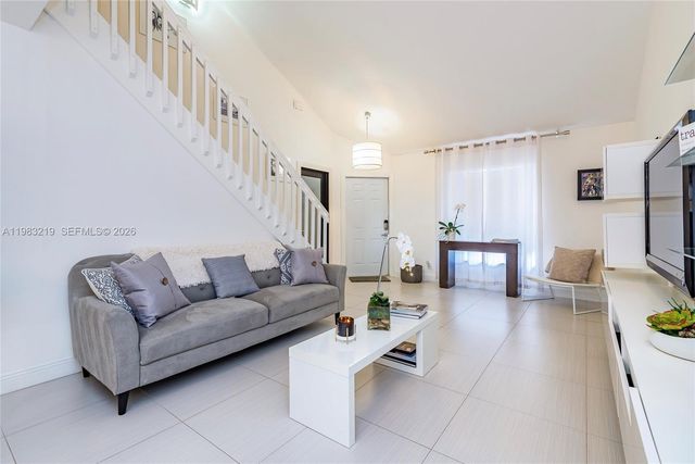 370 SE 2nd Avenue G3, Deerfield Beach, FL 33441