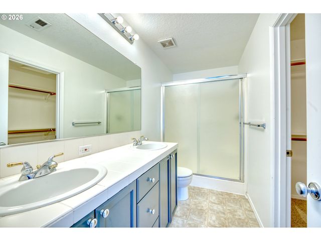 16828 Nw GREYHAWK Dr, Beaverton, OR 97006