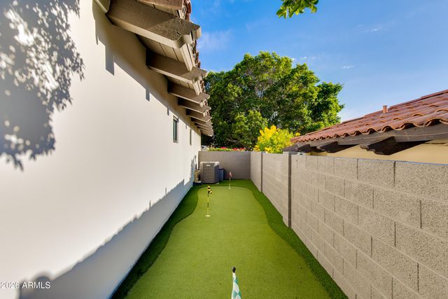 3160 E STELLA Lane, Phoenix, AZ 85016