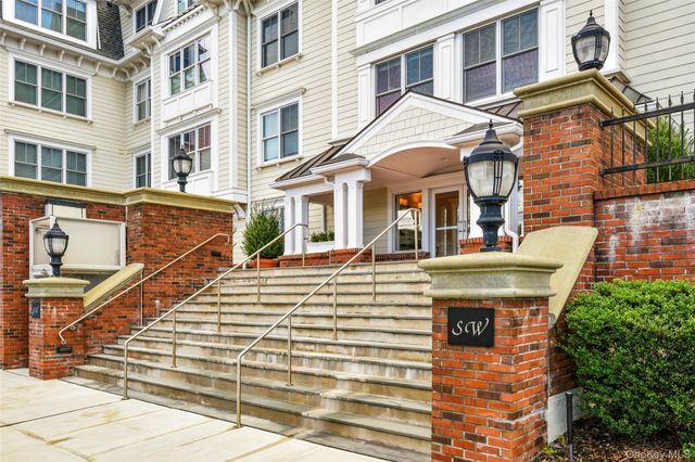 225 Stanley Avenue 303, Mamaroneck, NY 10543