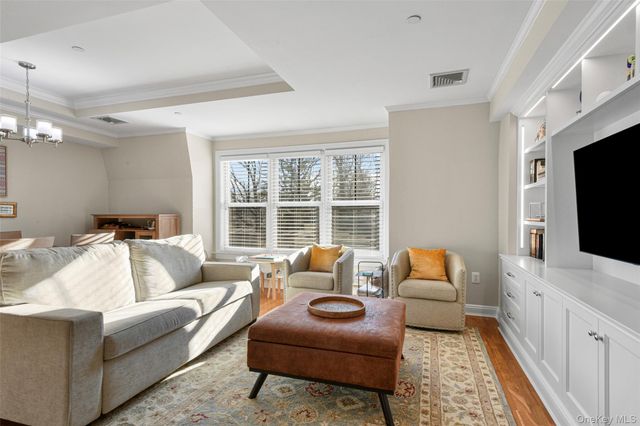 225 Stanley Avenue 303, Mamaroneck, NY 10543