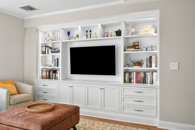 225 Stanley Avenue 303, Mamaroneck, NY 10543