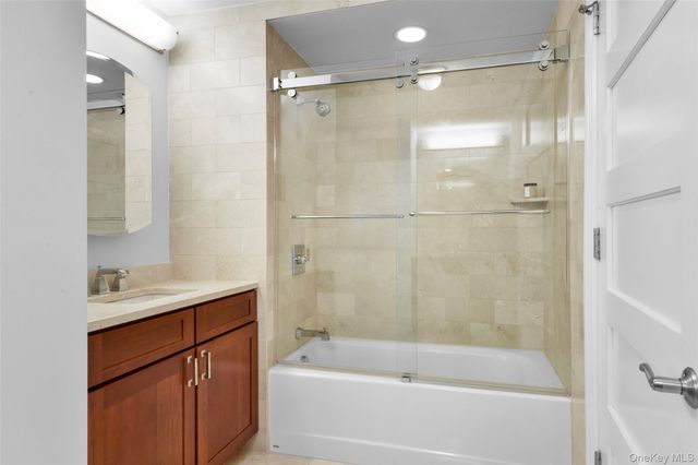 225 Stanley Avenue 303, Mamaroneck, NY 10543