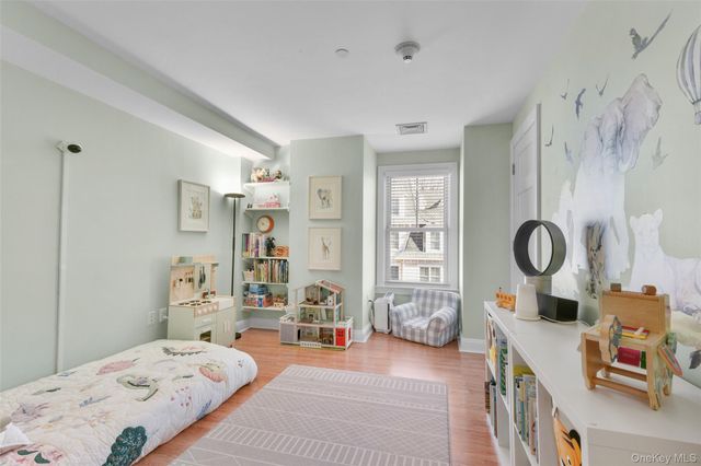 225 Stanley Avenue 303, Mamaroneck, NY 10543