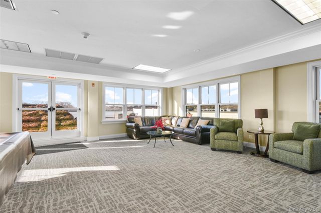 225 Stanley Avenue 303, Mamaroneck, NY 10543