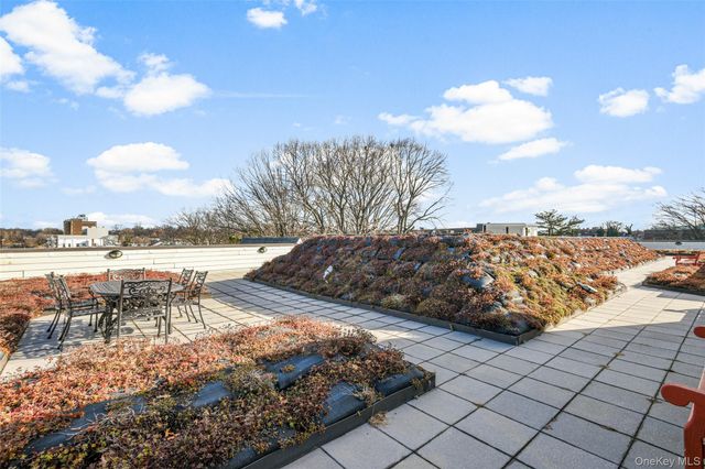 225 Stanley Avenue 303, Mamaroneck, NY 10543